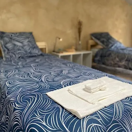 Charmante Maison Rue Historique Дом отдыха